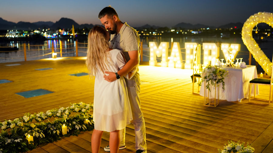 Besonderer Heiratsantrag mit romantischem Abendessen in Sharm el Sheikh