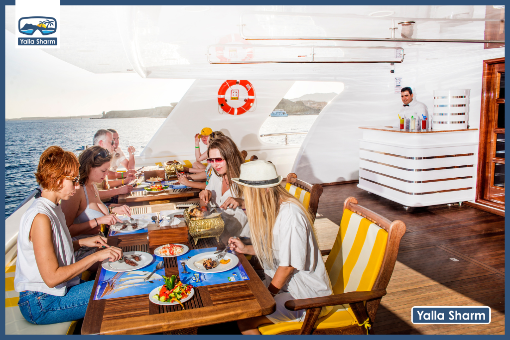 Escursione a White Island e Ras Mohamed con Elite Vip Cruise con pranzo
