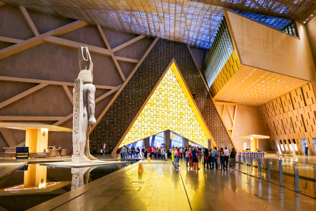 Tour di un giorno al Cairo in aereo con visita al Grande Museo Egizio di Sharm El Sheikh