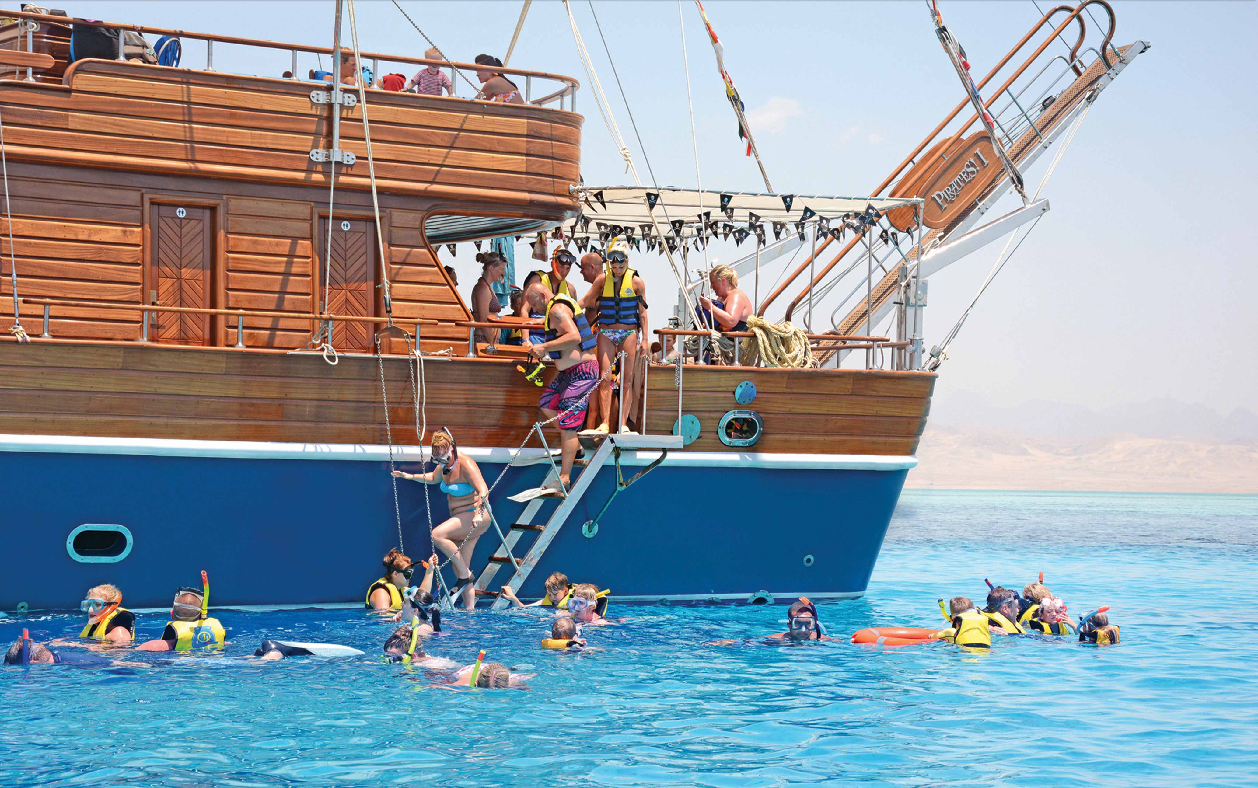 Escursione con la barca dei pirati a Sharm El Sheikh