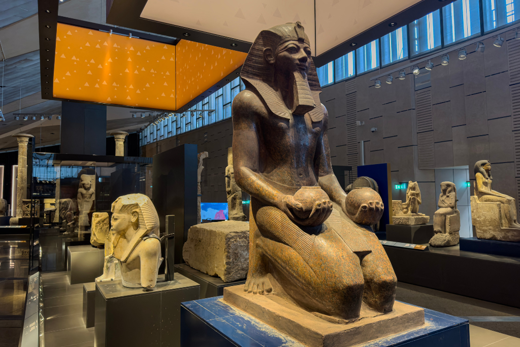 Tour di un giorno al Cairo in aereo con visita al Grande Museo Egizio di Sharm El Sheikh